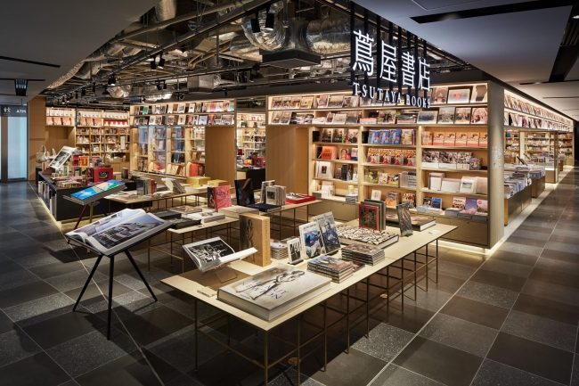 銀座蔦屋書店 interior